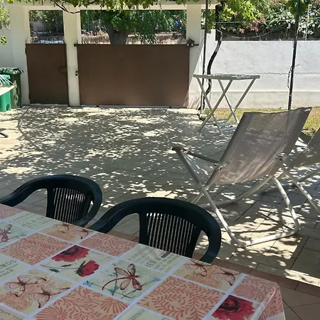 Del Conte Apartman Santa Domenica